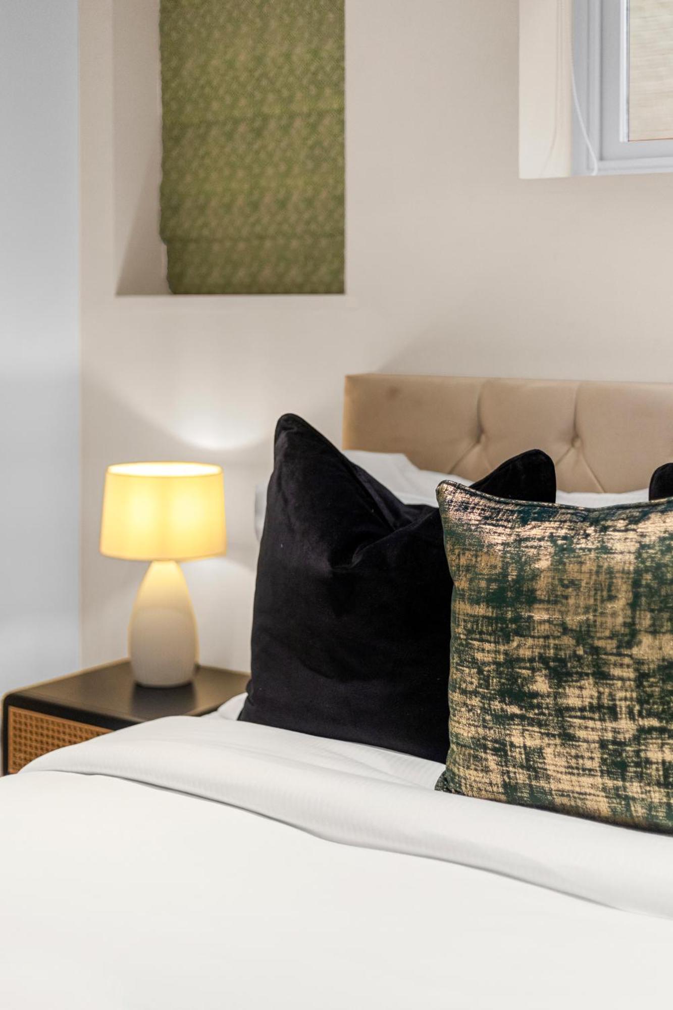 Apartment Chic 2 Bed Escape In Notting Hill London