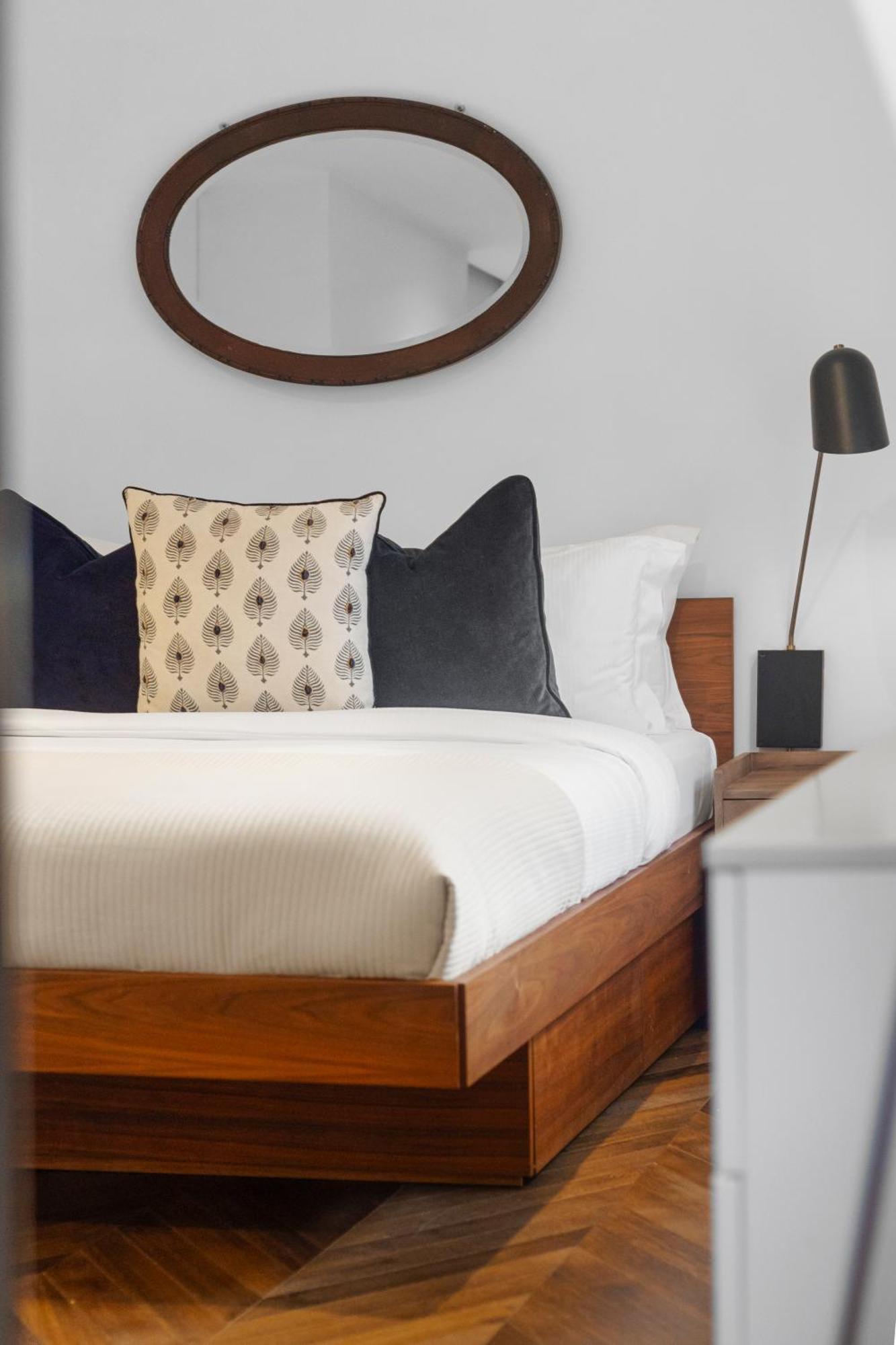 Chic 2 Bed Escape In Notting Hill